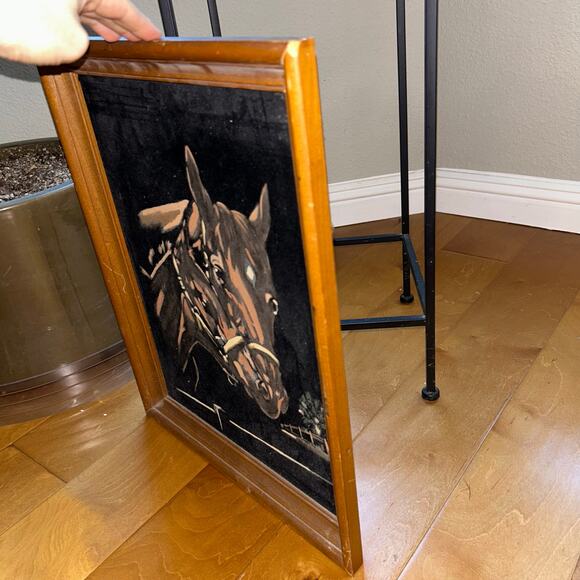 Vintage Black Velvet Painting Of Horses Wood Frame MCM equestrian art - Picture 3 of 6